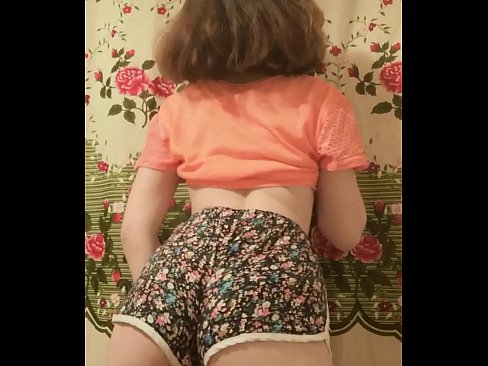 ❤️ Sexy jonk Babe deet hir Shorts op der Kamera of ️ Just Porno op lb.porngifer.ru ❌❤